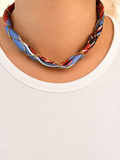 Collier foulard bleu lavande flamme rouge