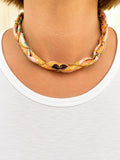 Collier foulard orange et brun